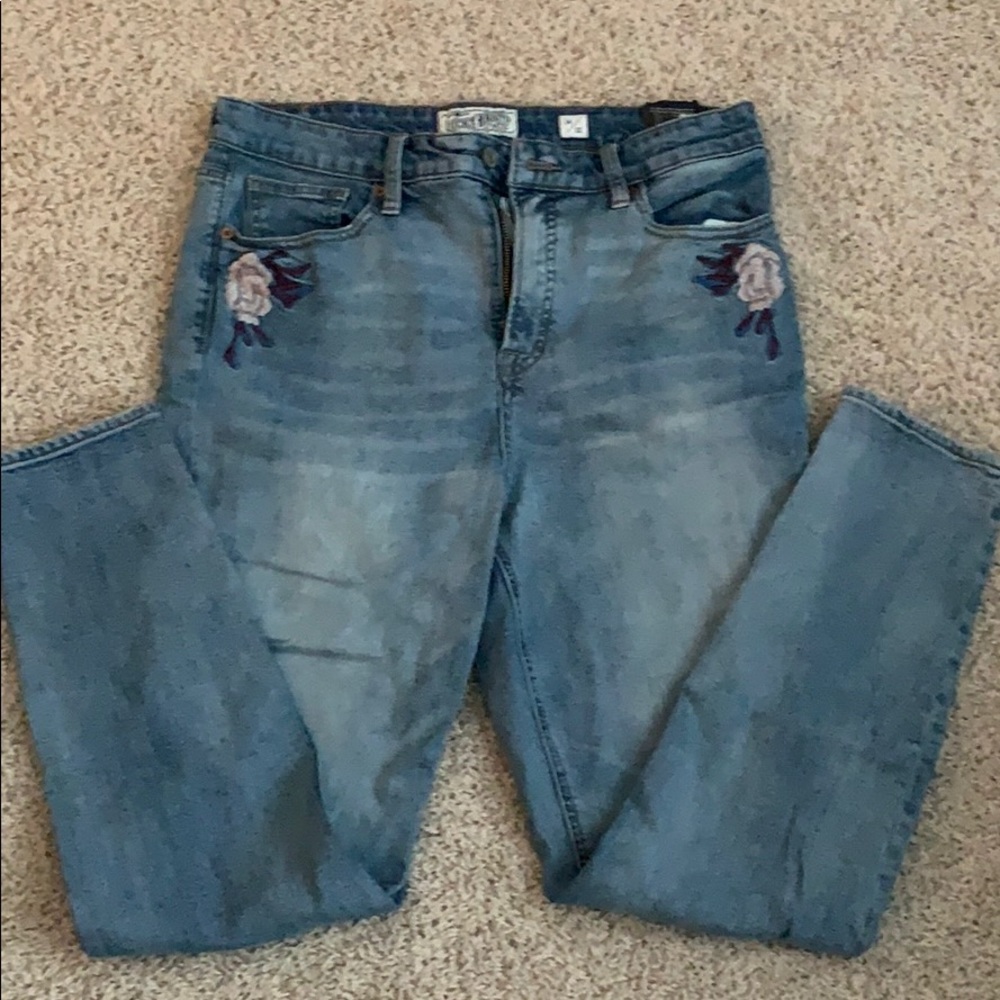 Lucky Jeans